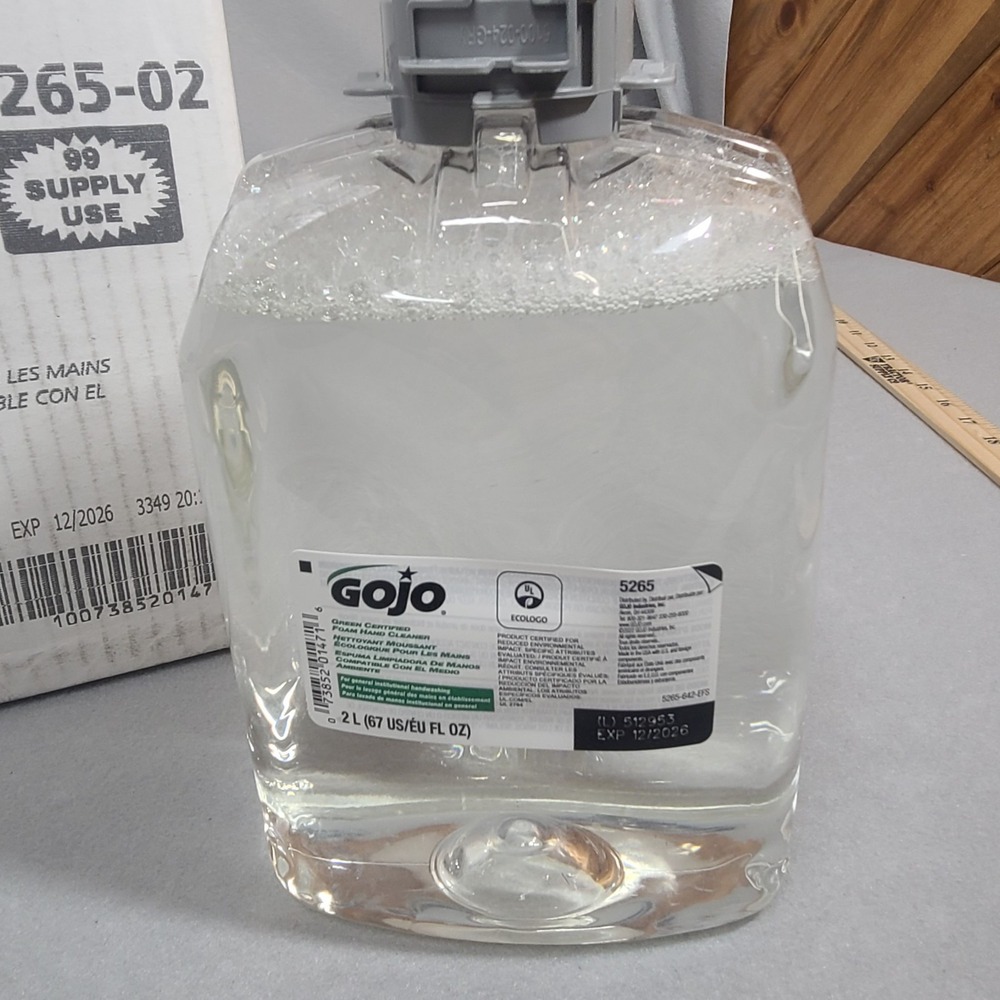 (1) Gojo Green Certified Foam Hand Cleaner 2000mL Refill